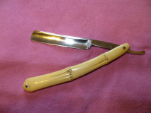 monopol 4 8