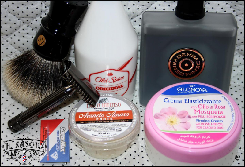 SOTD20140224 Black&Red