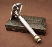 Gillette Old type canadese