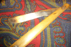 Old pipe razor