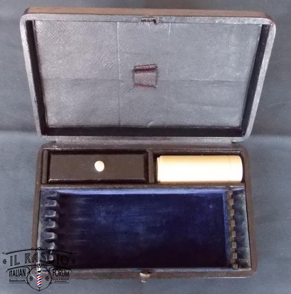 astuccio 1889 01