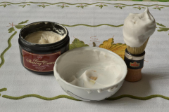 J&D's Bacon Shawing Cream