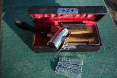 Zinn razor b