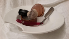 piatto da barbiere austriaco, primo decennio del 1900. Wilhelmsburg.