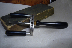 Gem J. stropping machine b