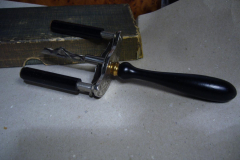 Gem J.stropping machine c