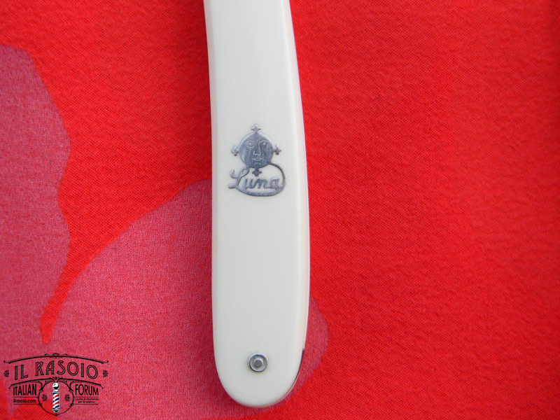 LUNA RAZOR 1