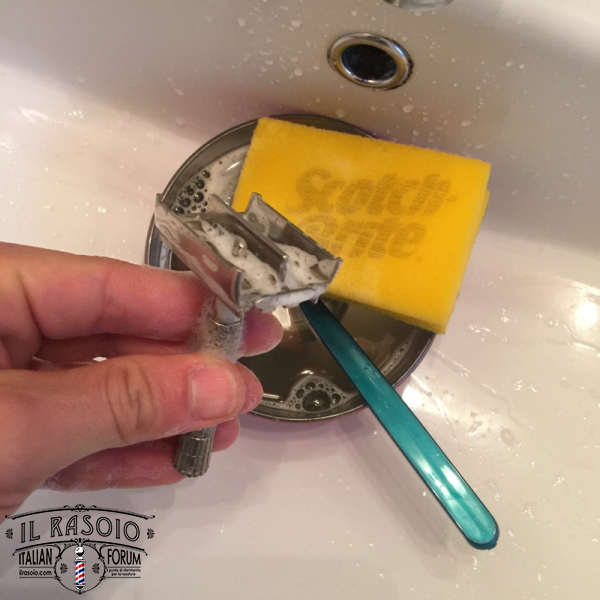 Gillette Rocket cleaning