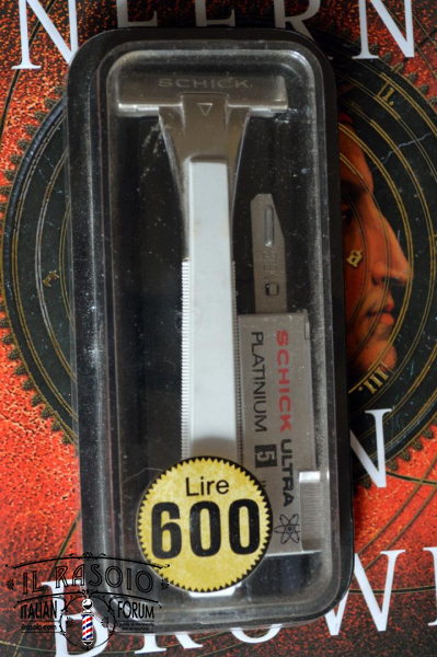 Schick Injector red