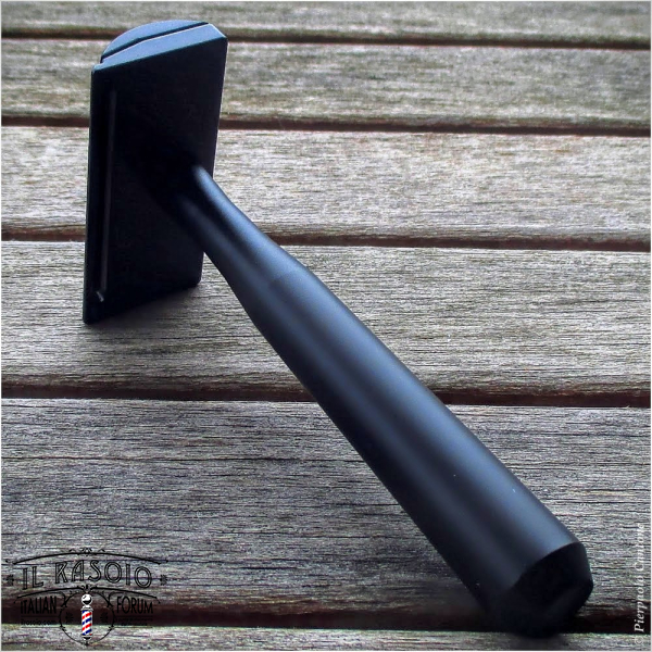 Colonial Razors 