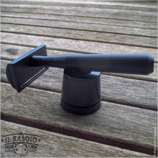 Colonial Razors 