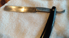 rasoio sconosciuto, primo restauro