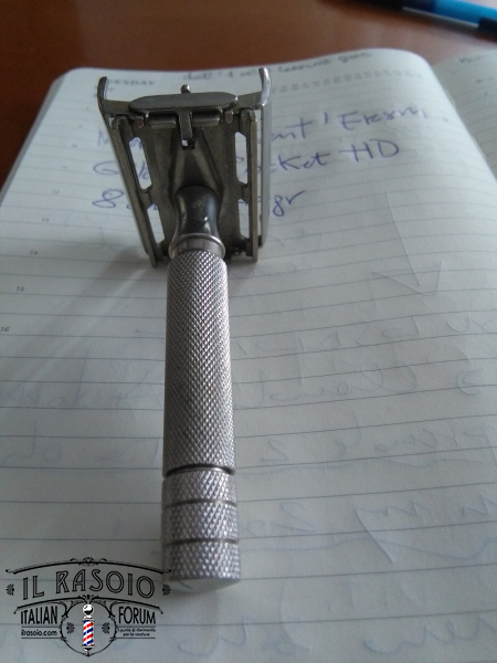 Gillette Rocket HD (2)