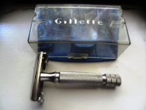 Gillette Rocket 1953 HD 70g
