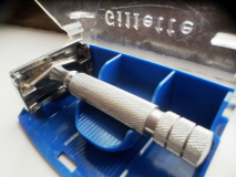 Gillette Rocket 1953 HD 70g