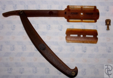 Daune Replica