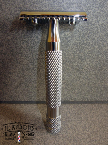Saponi da barba + rasoio 05