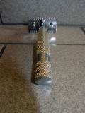 Saponi da barba + rasoio 07